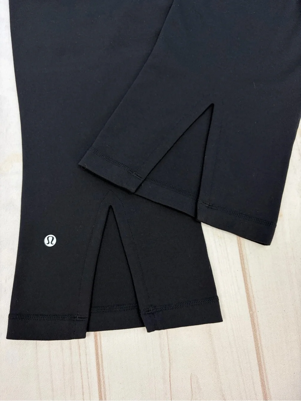 Lululemon Boogie Crop Split Hem Cropped Yoga Pants Black Sz 8